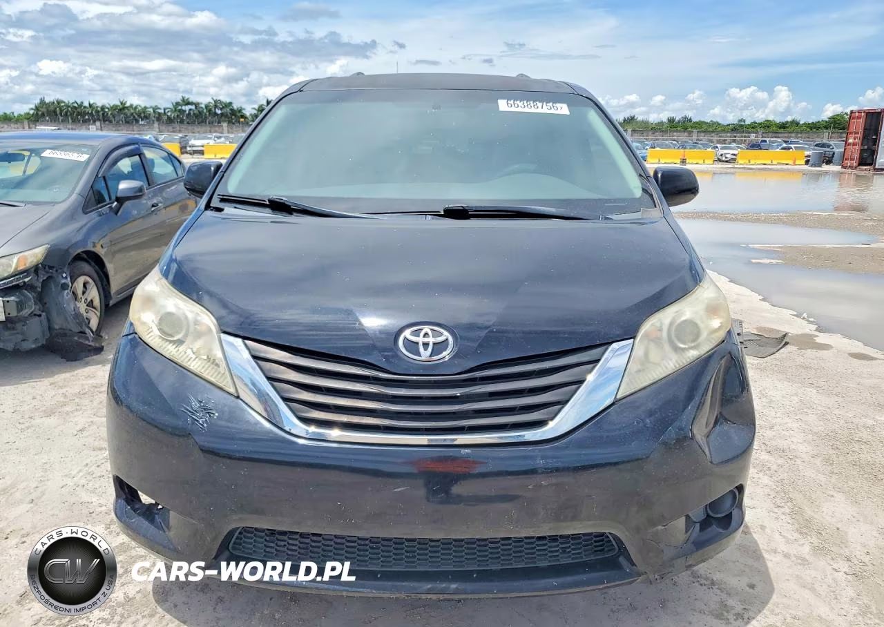 2011 Toyota Sienna Le VIN:5TDKK3DC1BS151289 - 5