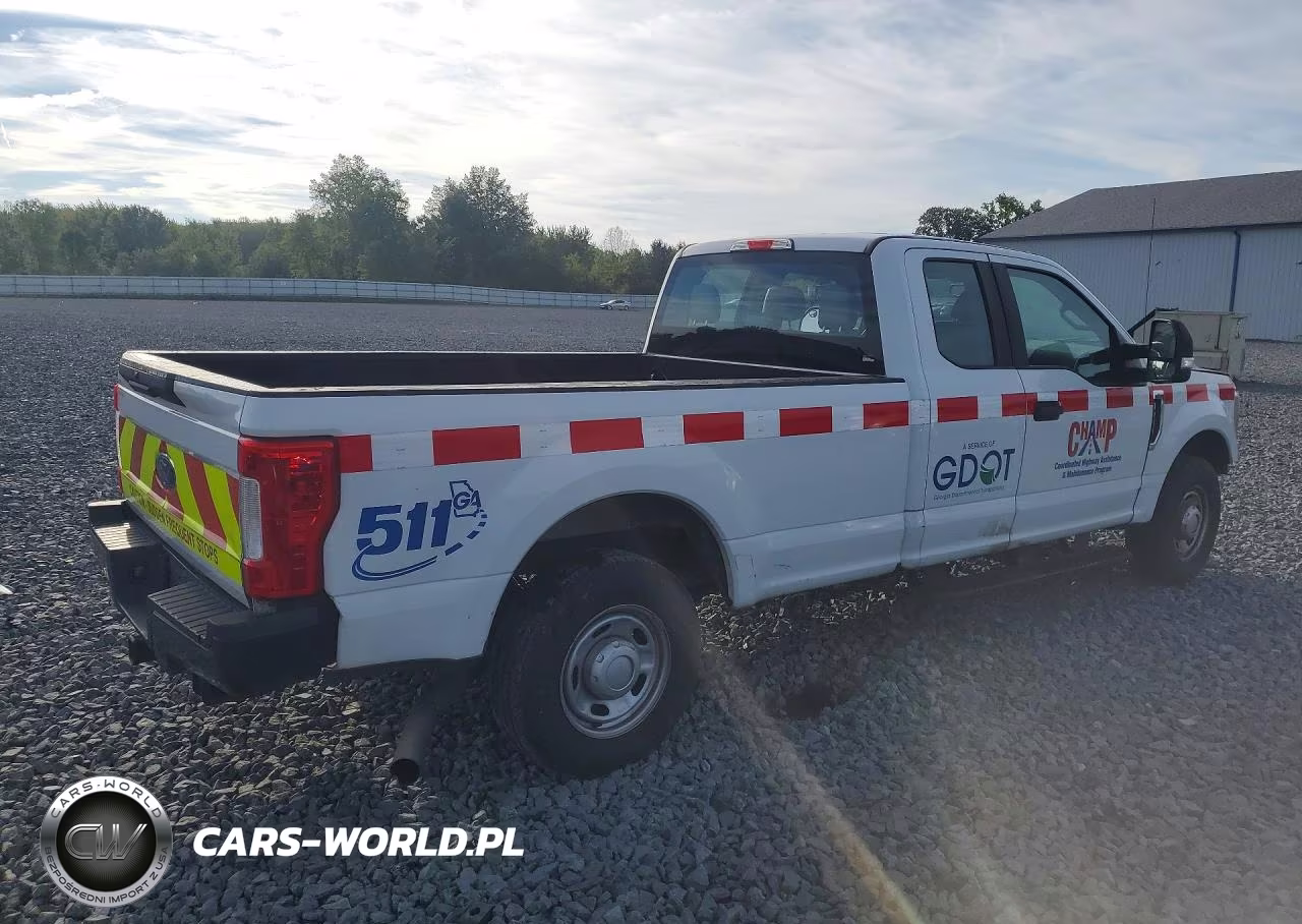 2019 Ford F250 Super Duty VIN:1FT7X2A67KEF83732 - 3