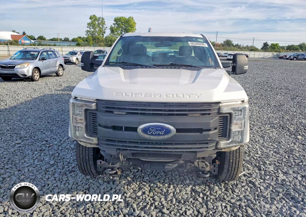 2019 Ford F250 Super Duty VIN:1FT7X2A67KEF83732 - 5