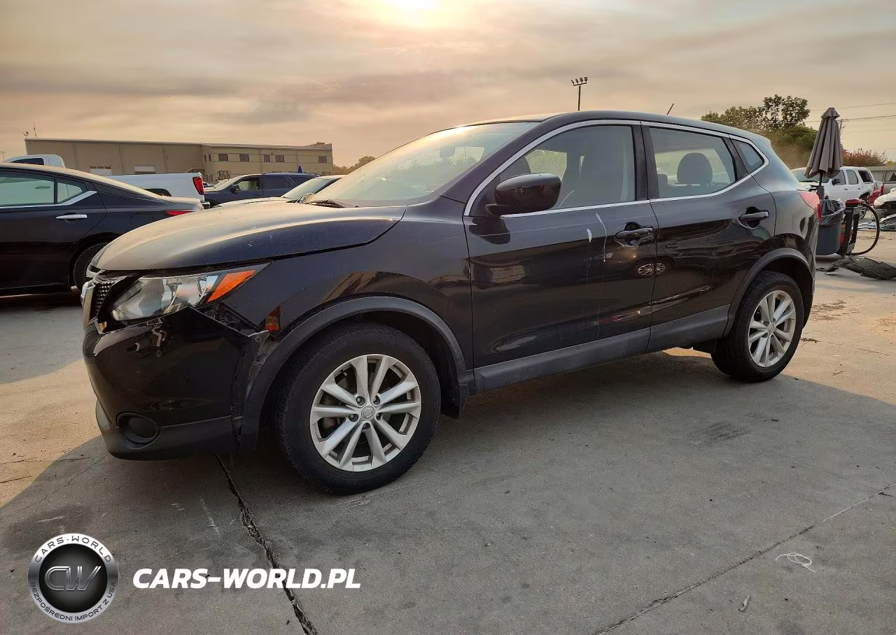 2017 Nissan Rogue Sport S VIN:JN1BJ1CP0HW028381 - 1