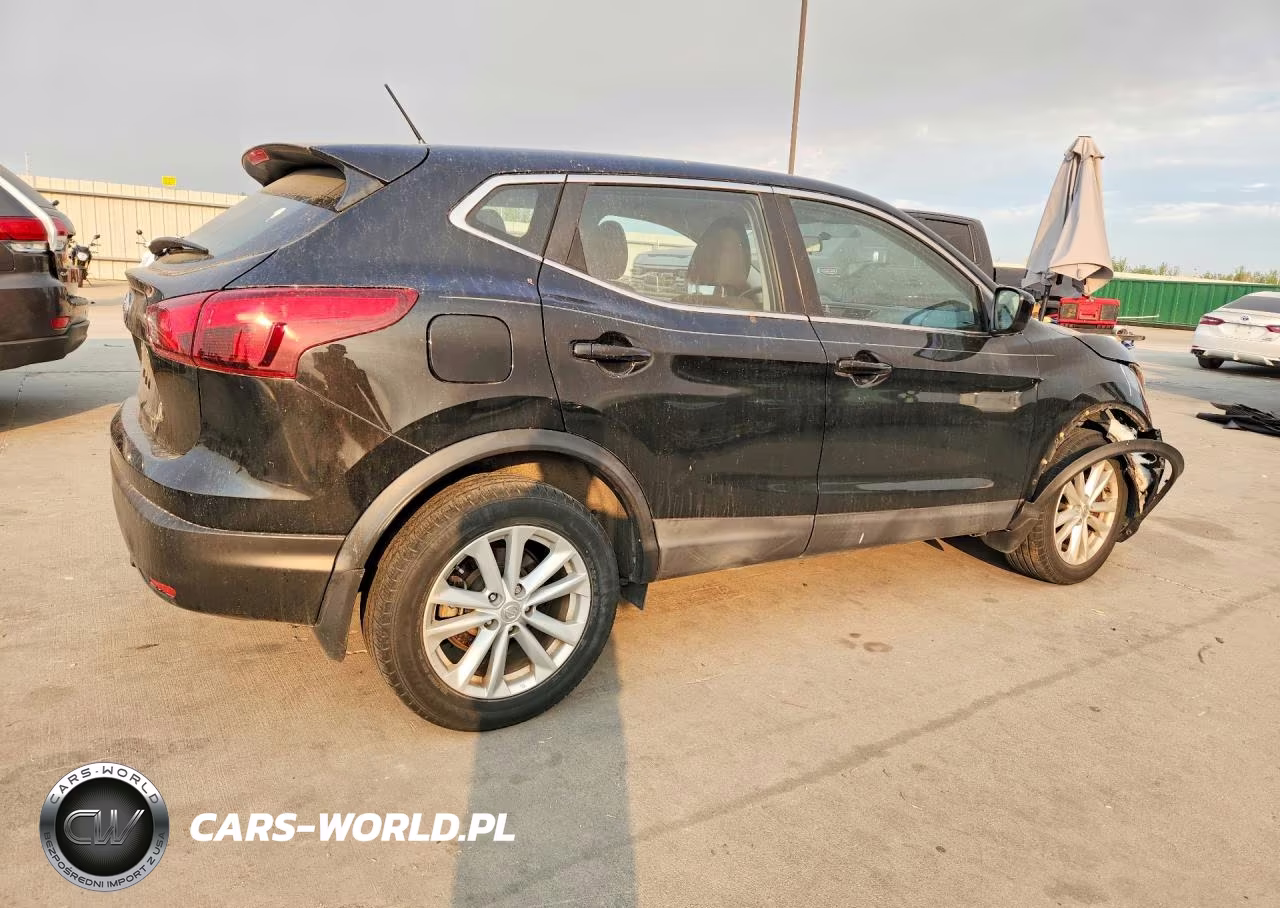 2017 Nissan Rogue Sport S VIN:JN1BJ1CP0HW028381 - 3