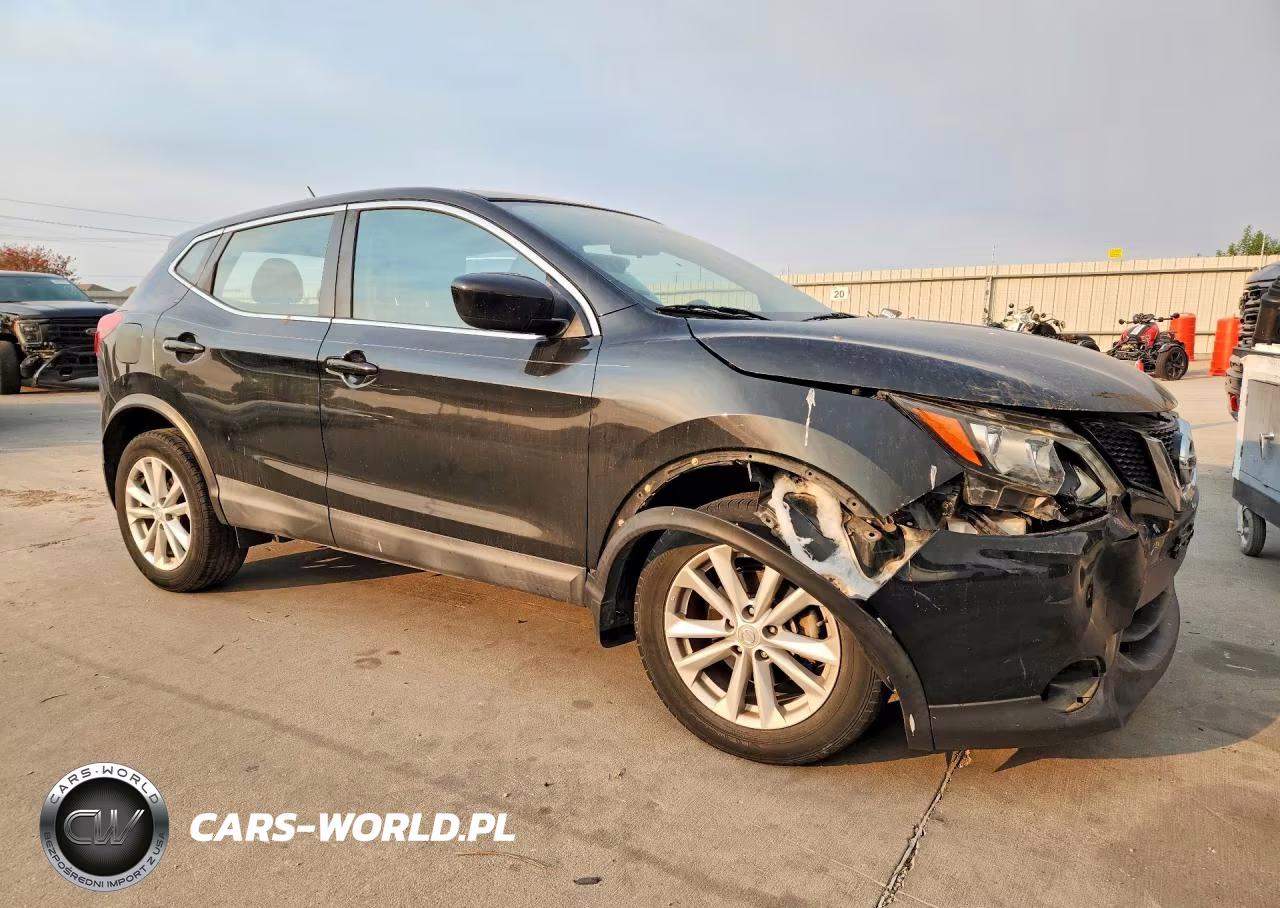 2017 Nissan Rogue Sport S VIN:JN1BJ1CP0HW028381 - 4