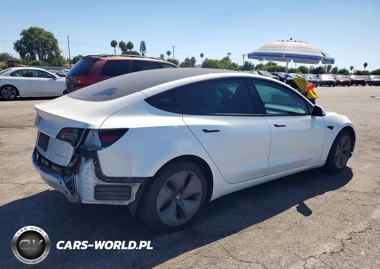 2022 Tesla Model 3 VIN:5YJ3E1EB4NF307825 - 3