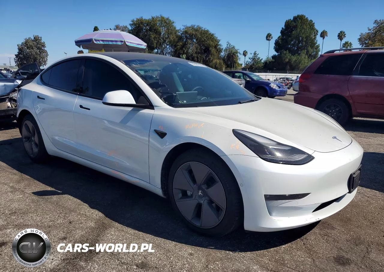 2022 Tesla Model 3 VIN:5YJ3E1EB4NF307825 - 4