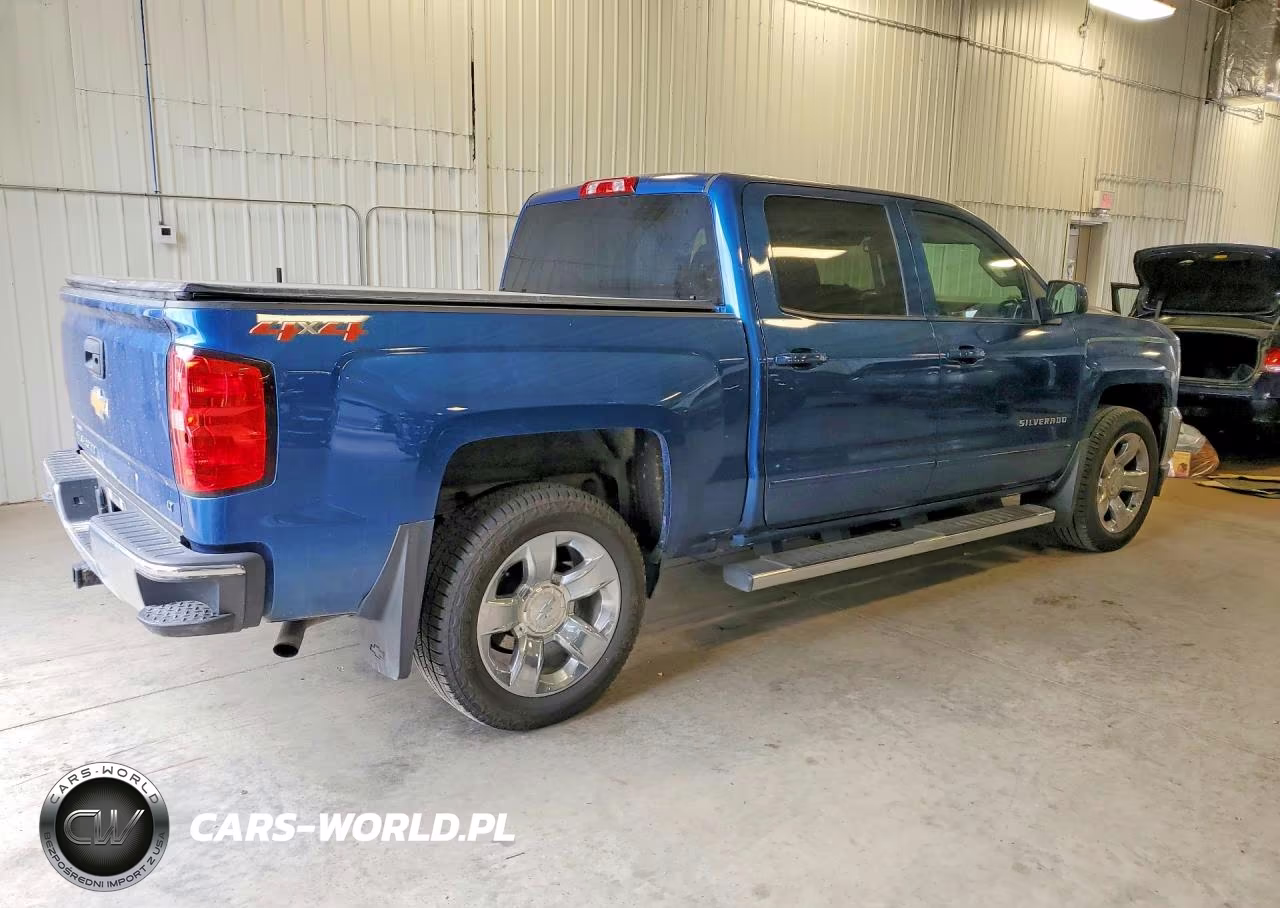 2018 Chevrolet Silverado K1500 Lt VIN:3GCUKREC6JG254845 - 3