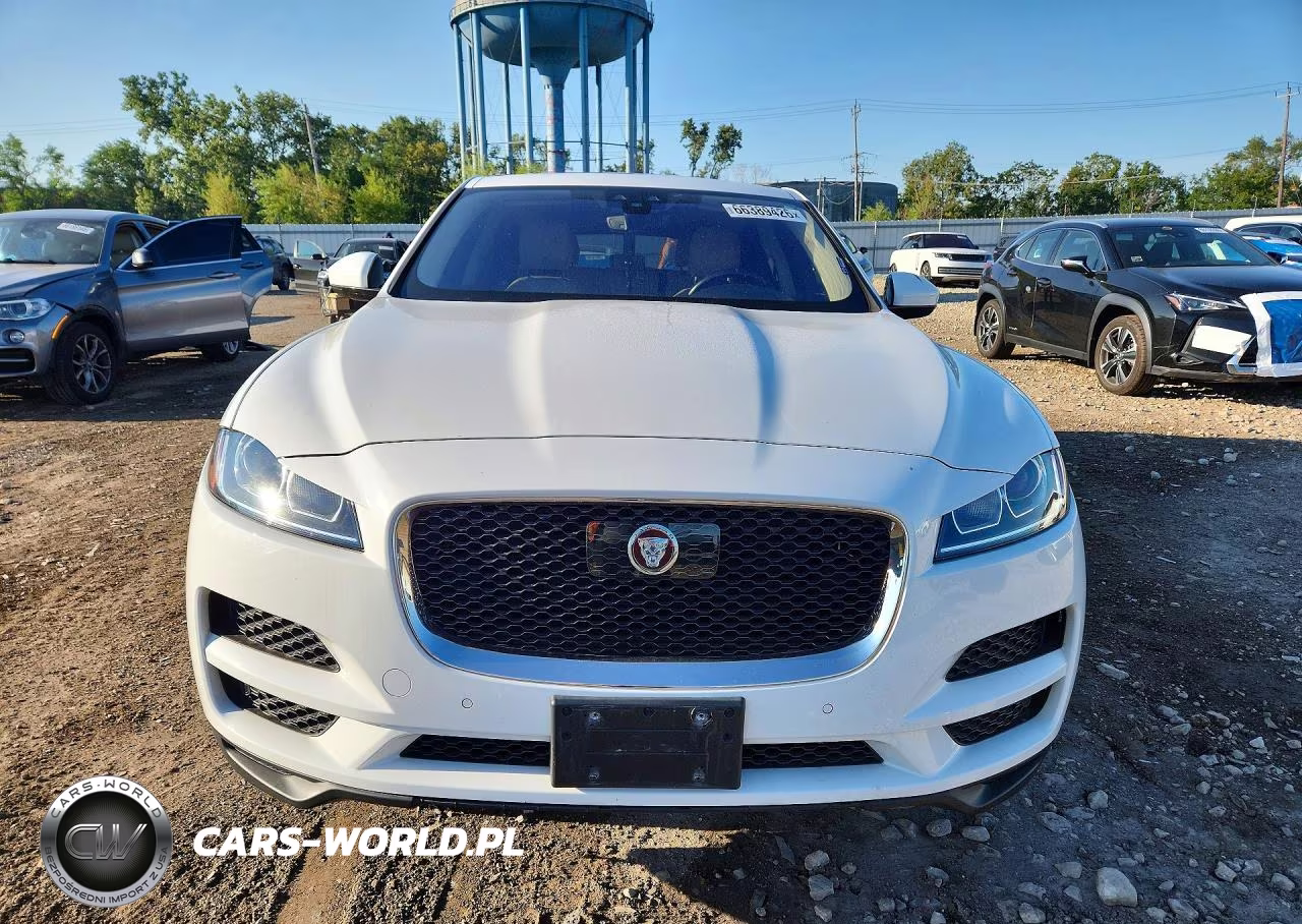 2020 Jaguar F-Pace Premium VIN:SADCJ2FXXLA656767 - 5