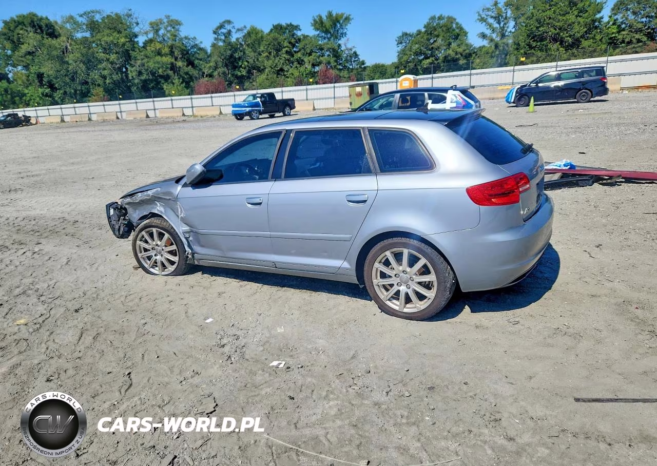 2011 Audi A3 Premium Plus VIN:WAUKJAFMXBA083050 - 2