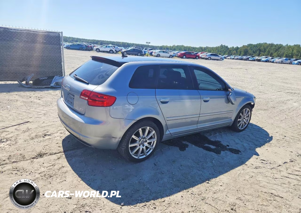 2011 Audi A3 Premium Plus VIN:WAUKJAFMXBA083050 - 3