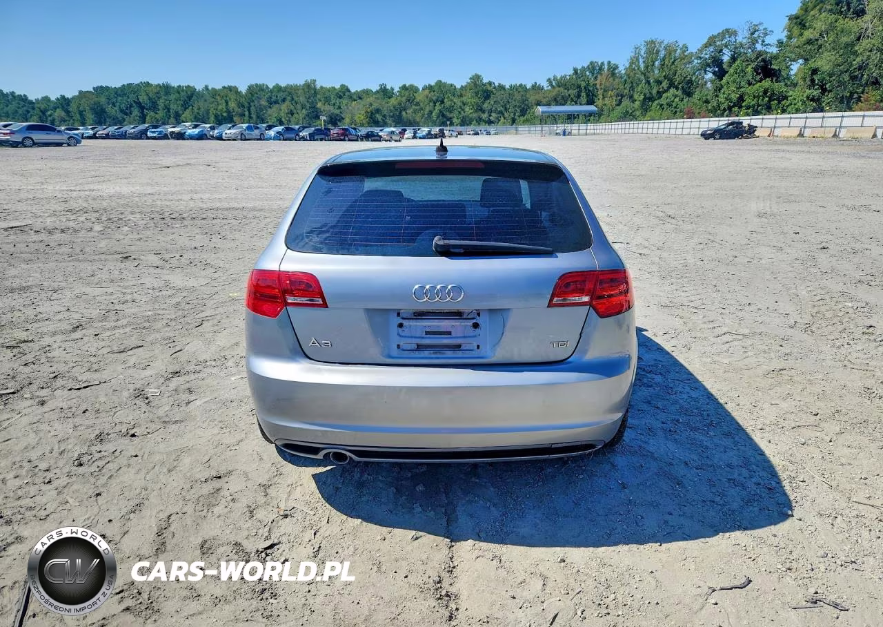 2011 Audi A3 Premium Plus VIN:WAUKJAFMXBA083050 - 6