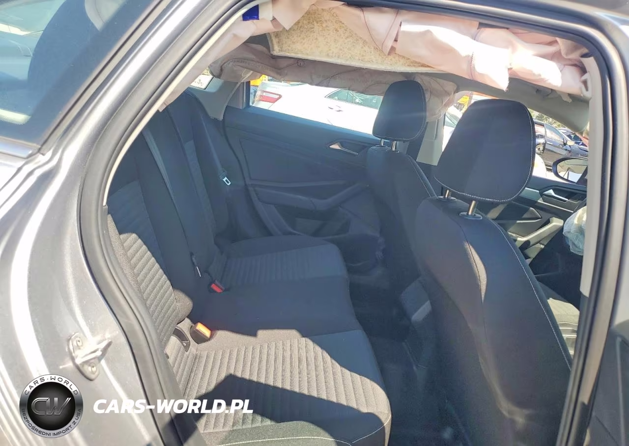 2025 Volkswagen Jetta S VIN:3VW5X7BU5SM084839 - 10