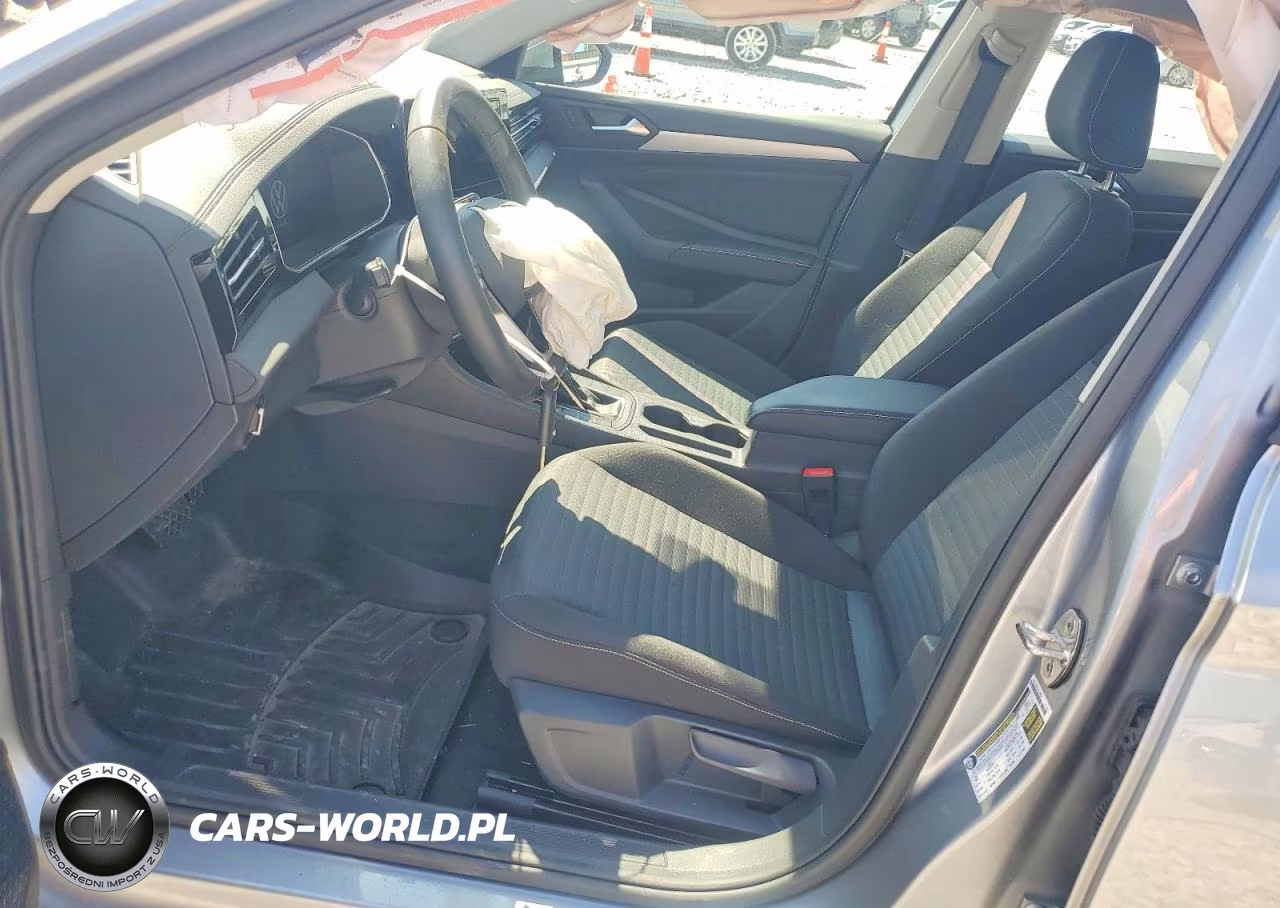 2025 Volkswagen Jetta S VIN:3VW5X7BU5SM084839 - 7