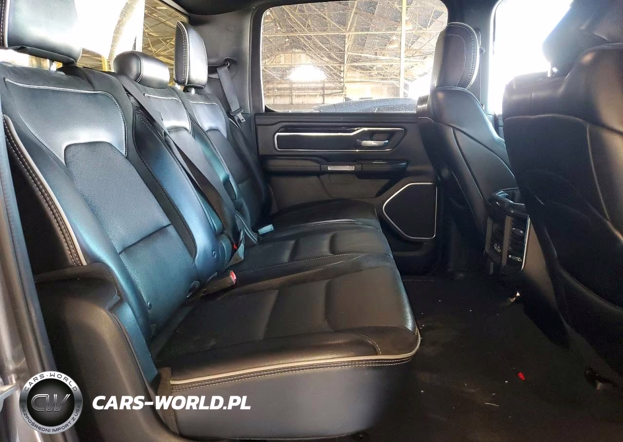2019 Ram 1500 Laramie VIN:1C6RREJT5KN635148 - 10