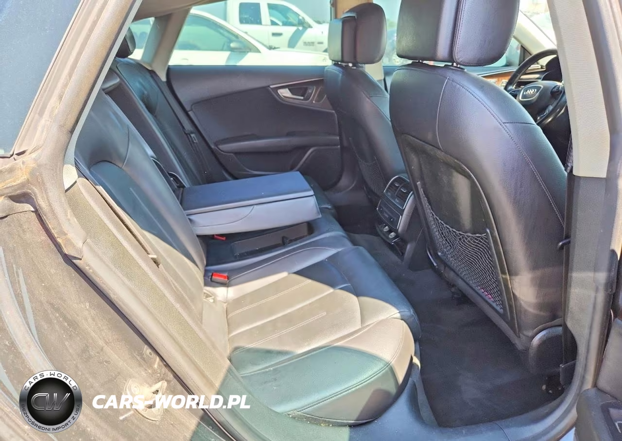 2012 Audi A7 Premium Plus VIN:WAUYGAFC1CN054935 - 10