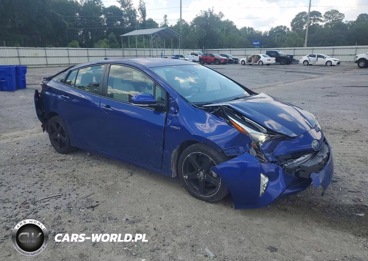 2016 Toyota Prius Four Touring VIN:JTDKARFU9G3519481 - 4