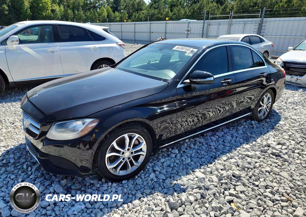 2015 Mercedes-Benz C 300 – zdjęcie 1 z 12