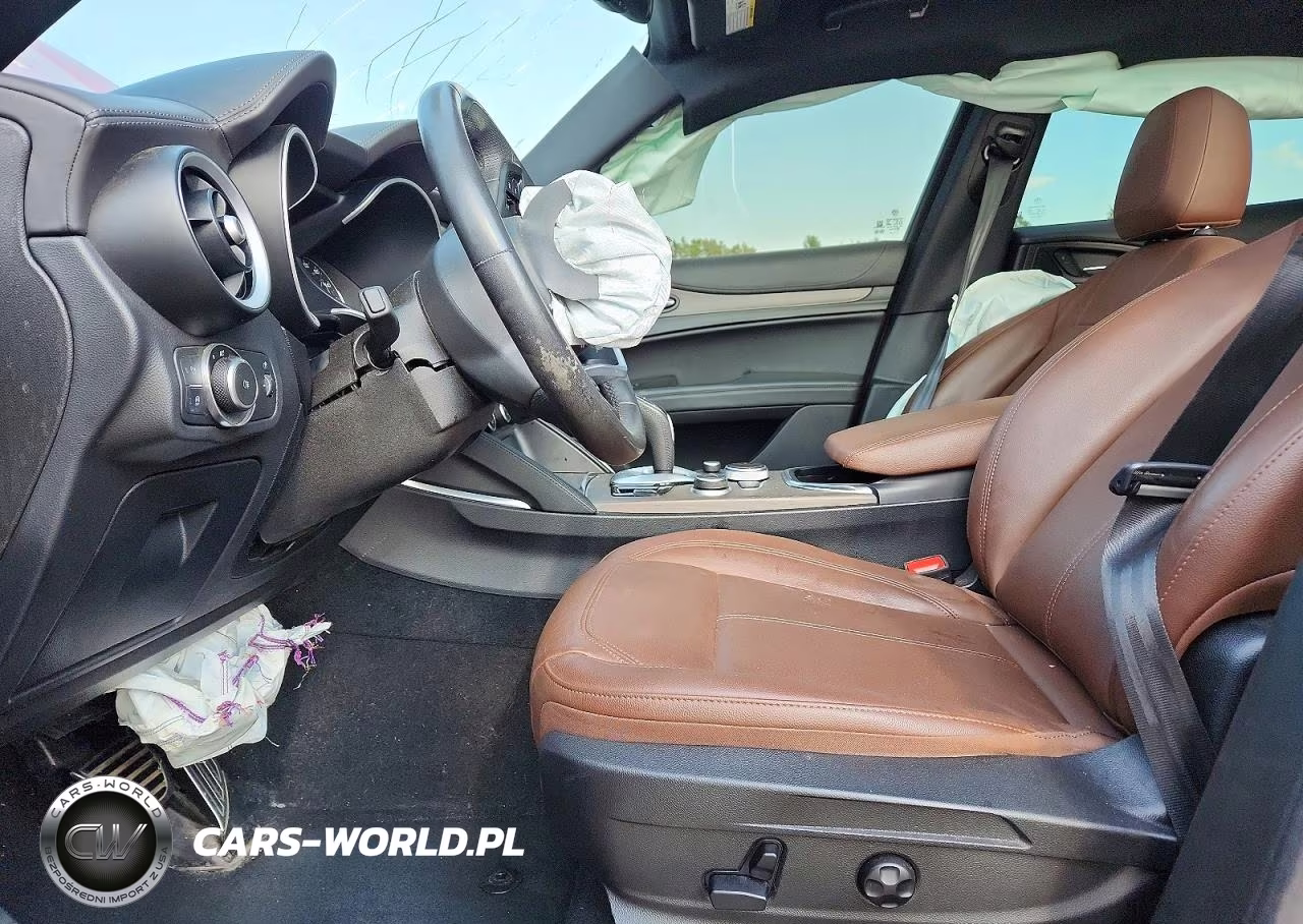 2022 Alfa Romeo Stelvio Ti VIN:ZASPAKBN5N7D43036 - 7