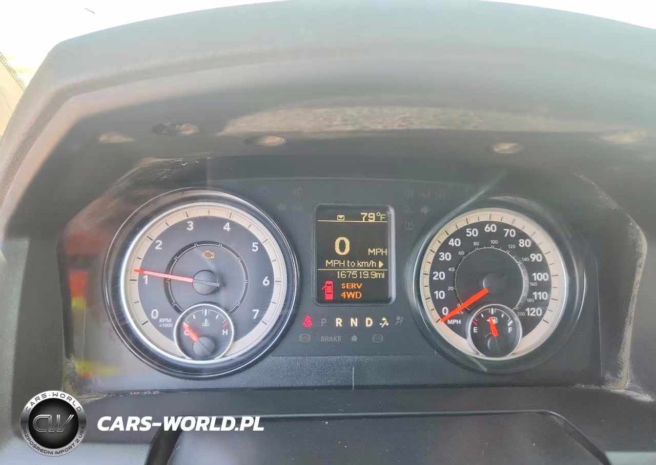 2019 Ram 1500 Classic Tradesman VIN:1C6RR7ST8KS668673 - 9