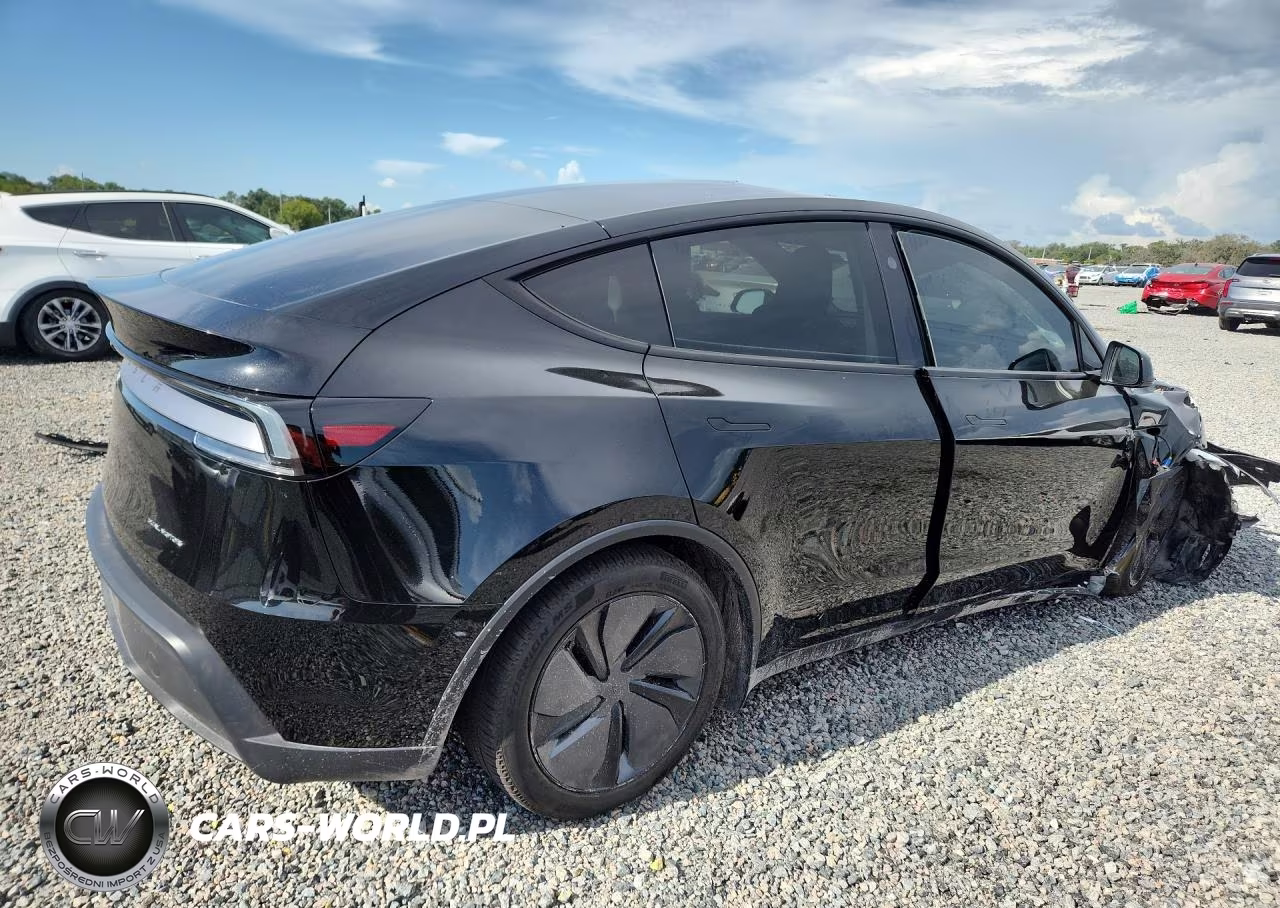 2026 Tesla Model Y VIN:7SAYGDEE2TA467839 - 3