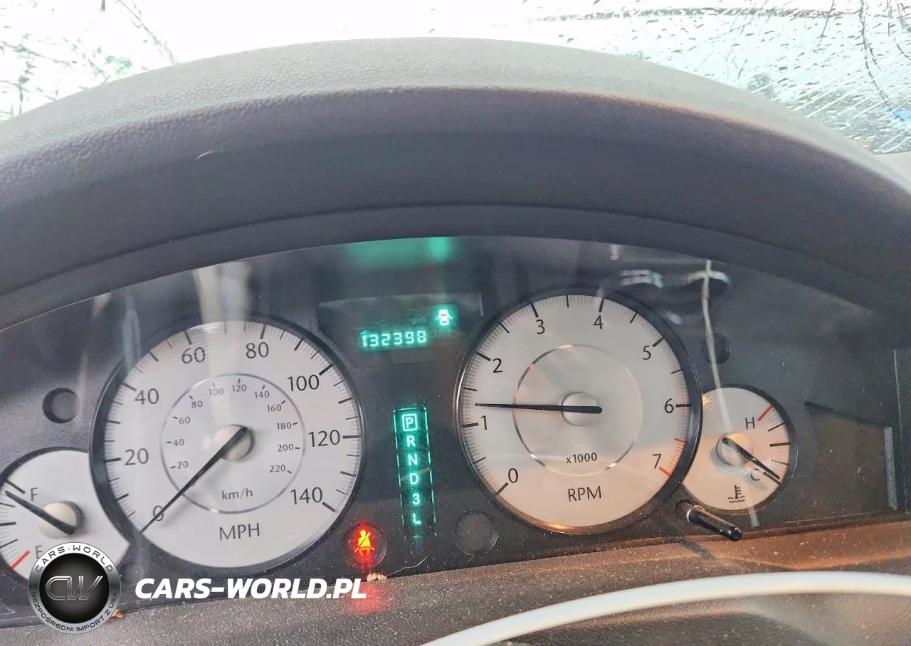 2008 Chrysler 300 Lx VIN:2C3KA43R18H127004 - 9