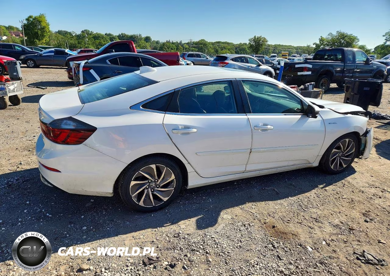 2019 Honda Insight Touring VIN:19XZE4F98KE003714 - 3
