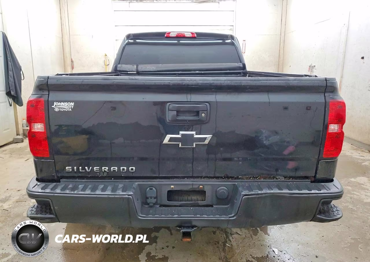 2018 Chevrolet Silverado K1500 VIN:1GCVKNEC0JZ360060 - 6