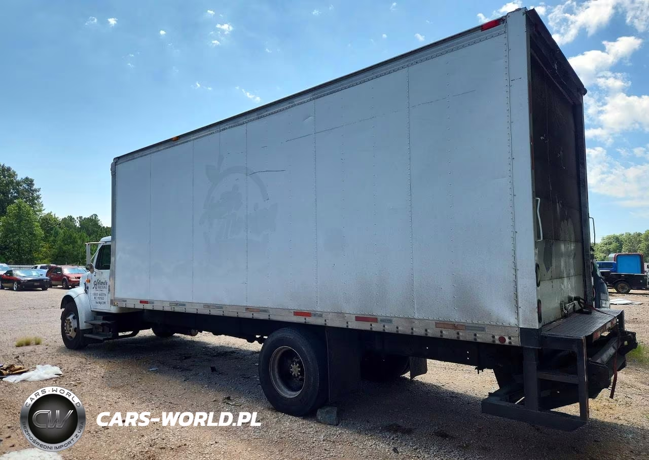 2000 International 4700 Box Truck VIN:1HTSCABM7YH235064 - 2