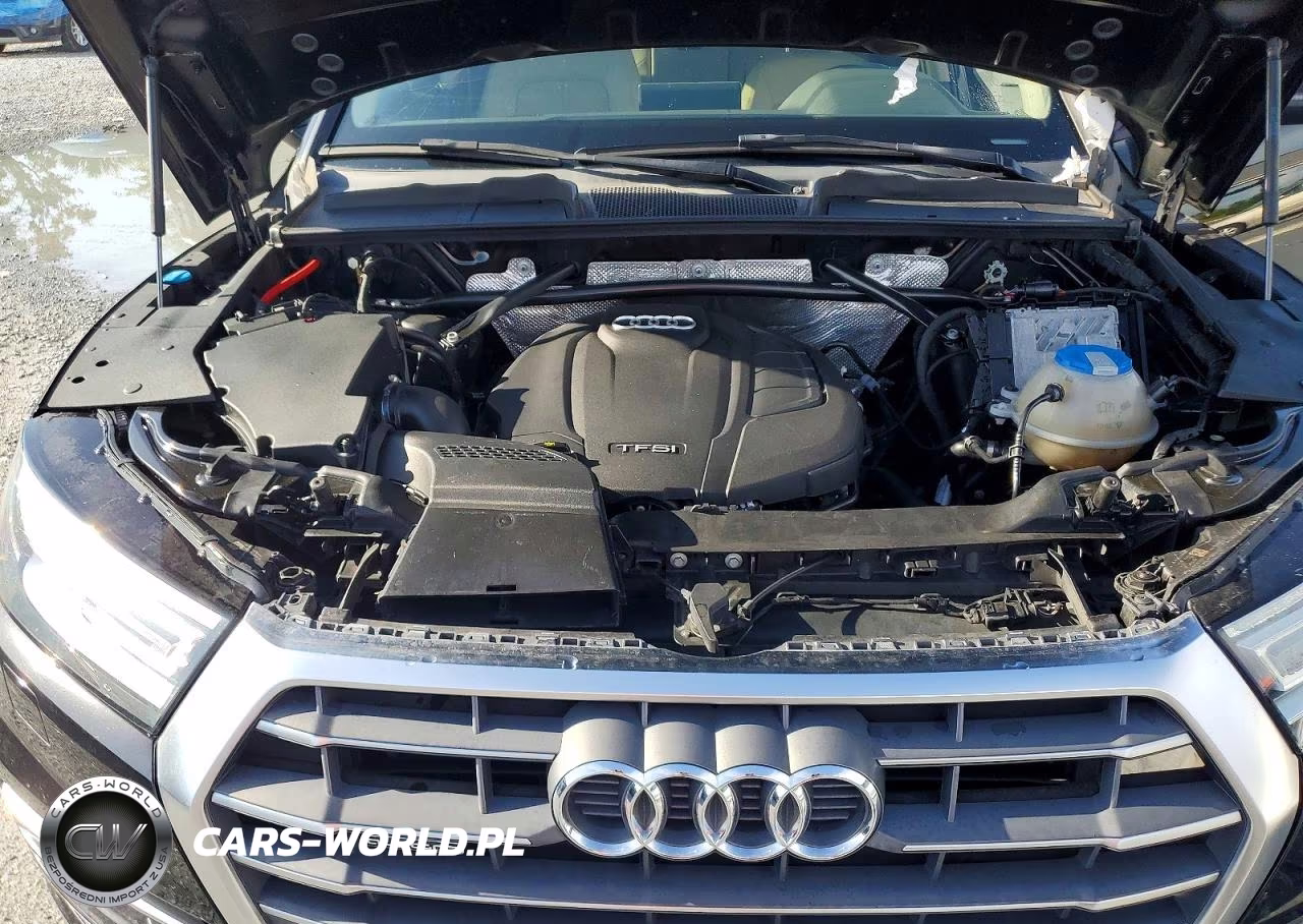 2018 Audi Q5 Premium VIN:WA1ANAFY4J2183332 - 12