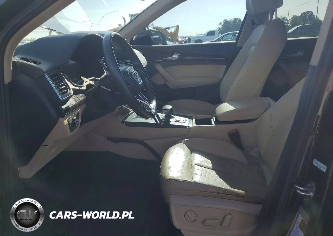 2018 Audi Q5 Premium VIN:WA1ANAFY4J2183332 - 7
