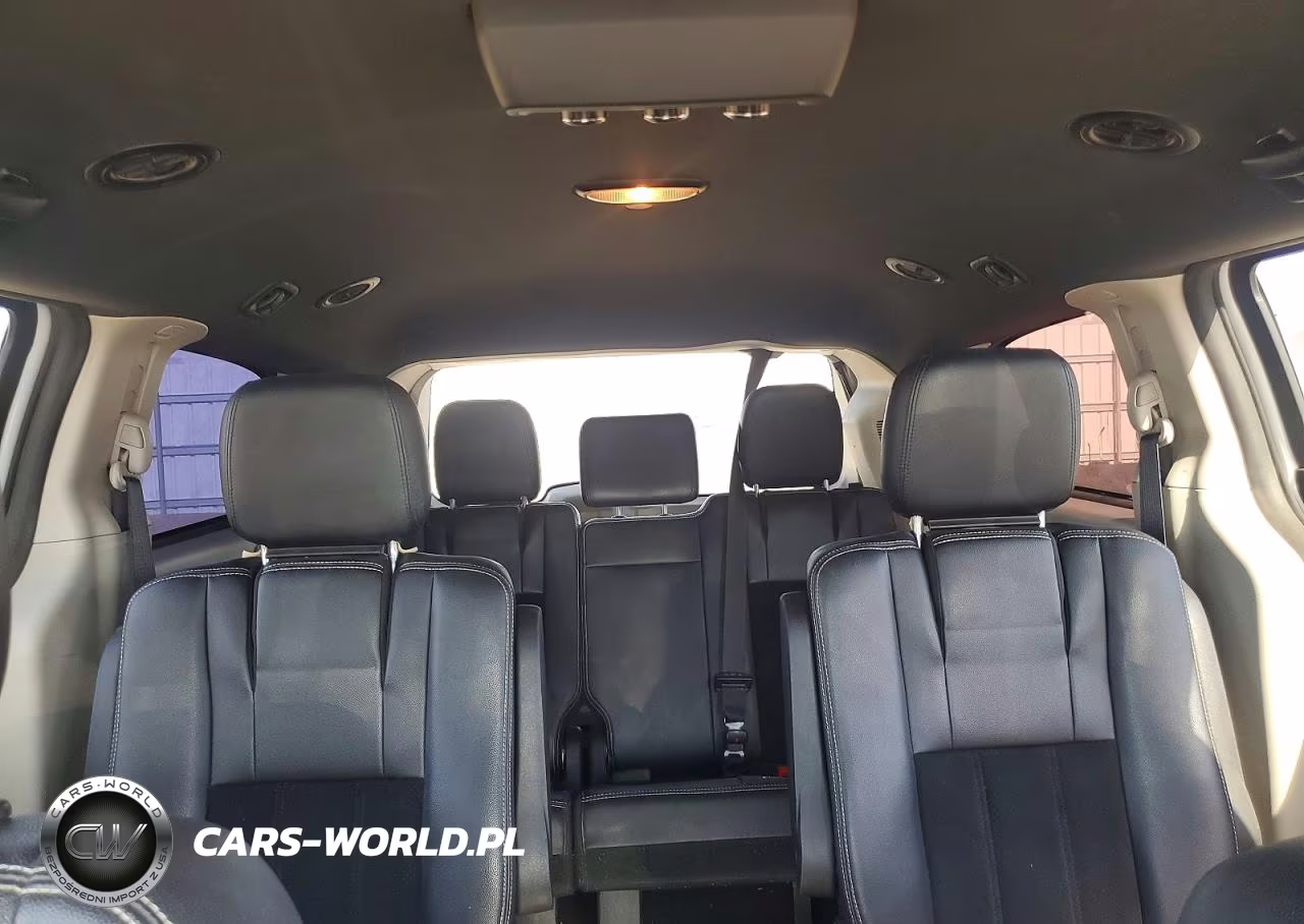 2017 Dodge Grand Caravan Sxt VIN:2C4RDGCG6HR599937 - 10