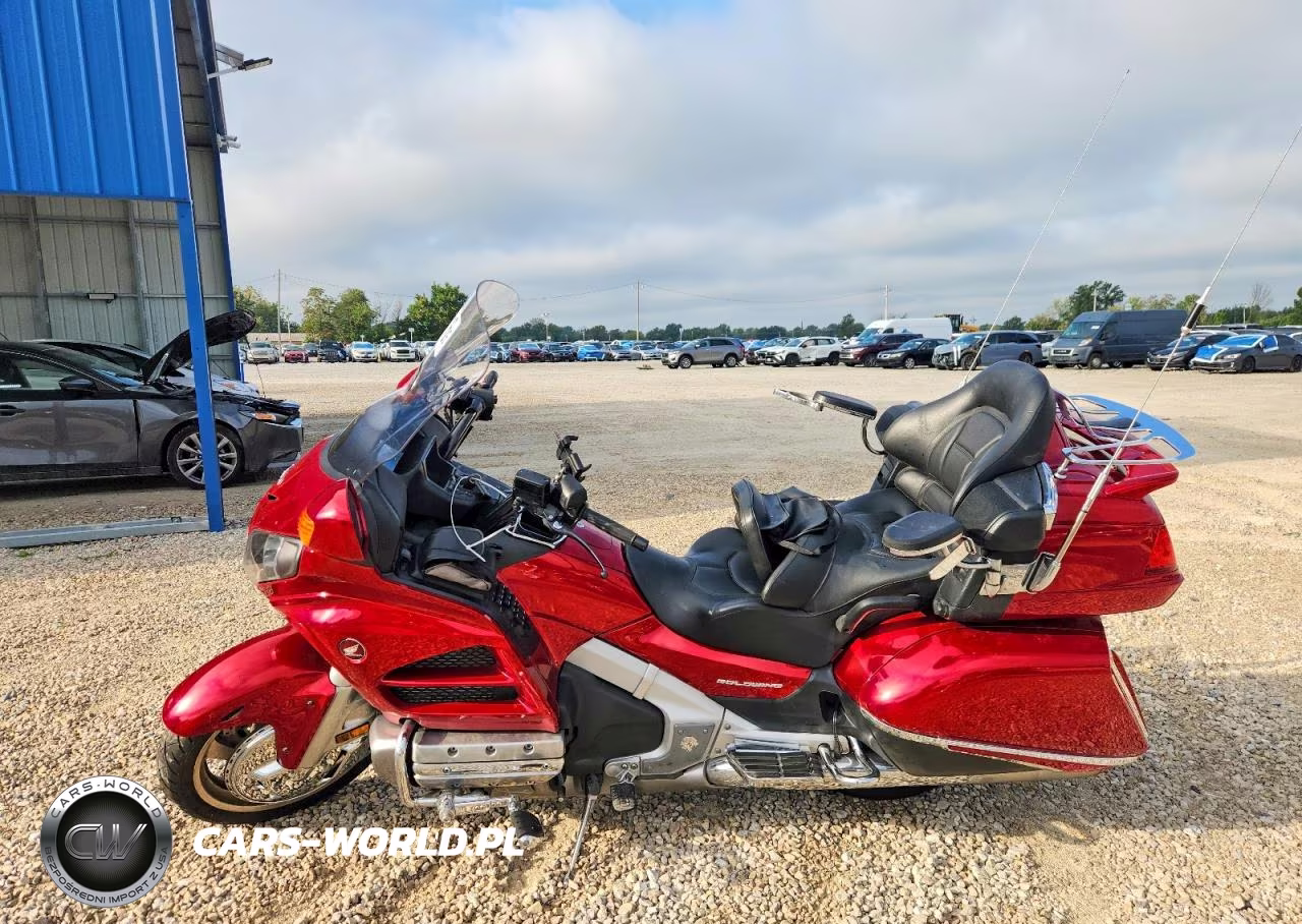 2016 Honda Gl1800 VIN:JH2SC68H4GK400470 - 3