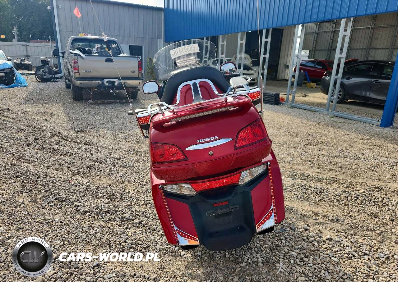 2016 Honda Gl1800 VIN:JH2SC68H4GK400470 - 4