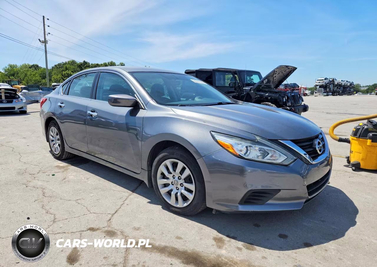 2017 Nissan Altima 2.5 S VIN:1N4AL3AP7HC492681 - 4
