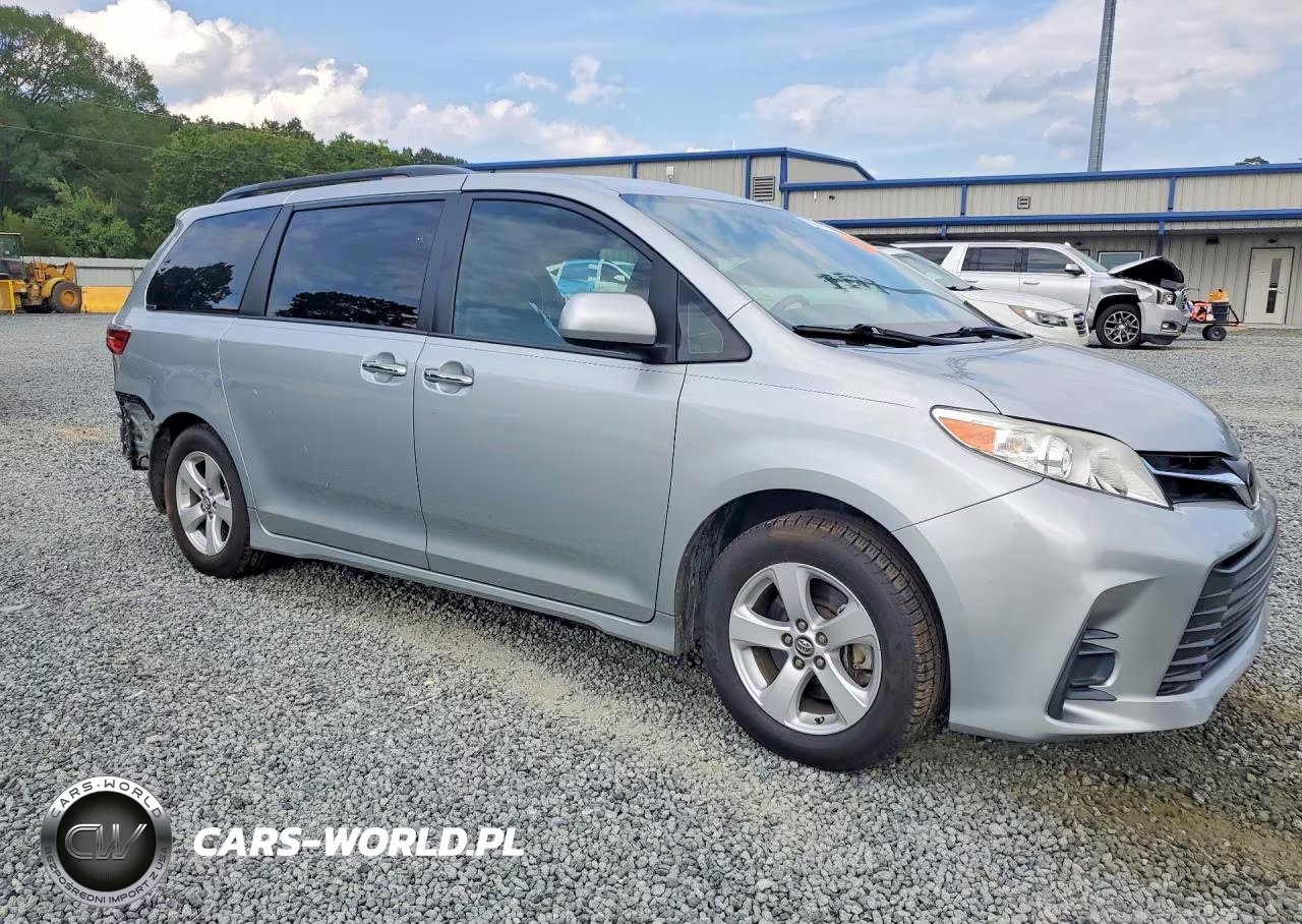 2020 Toyota Sienna Le VIN:5TDKZ3DC9LS053513 - 4