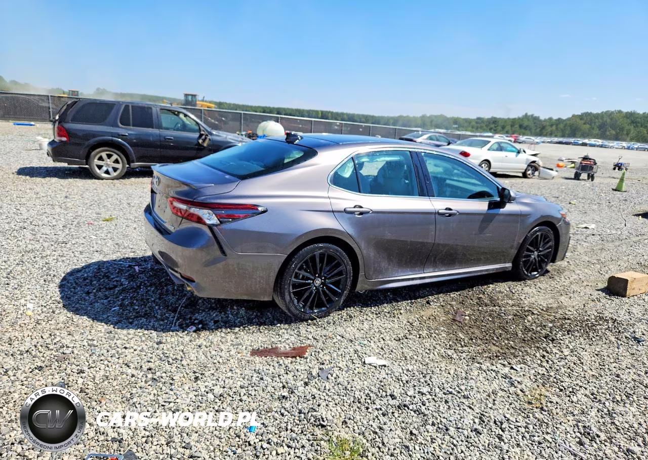 2021 Toyota Camry Xse VIN:4T1K61AK8MU512239 - 3