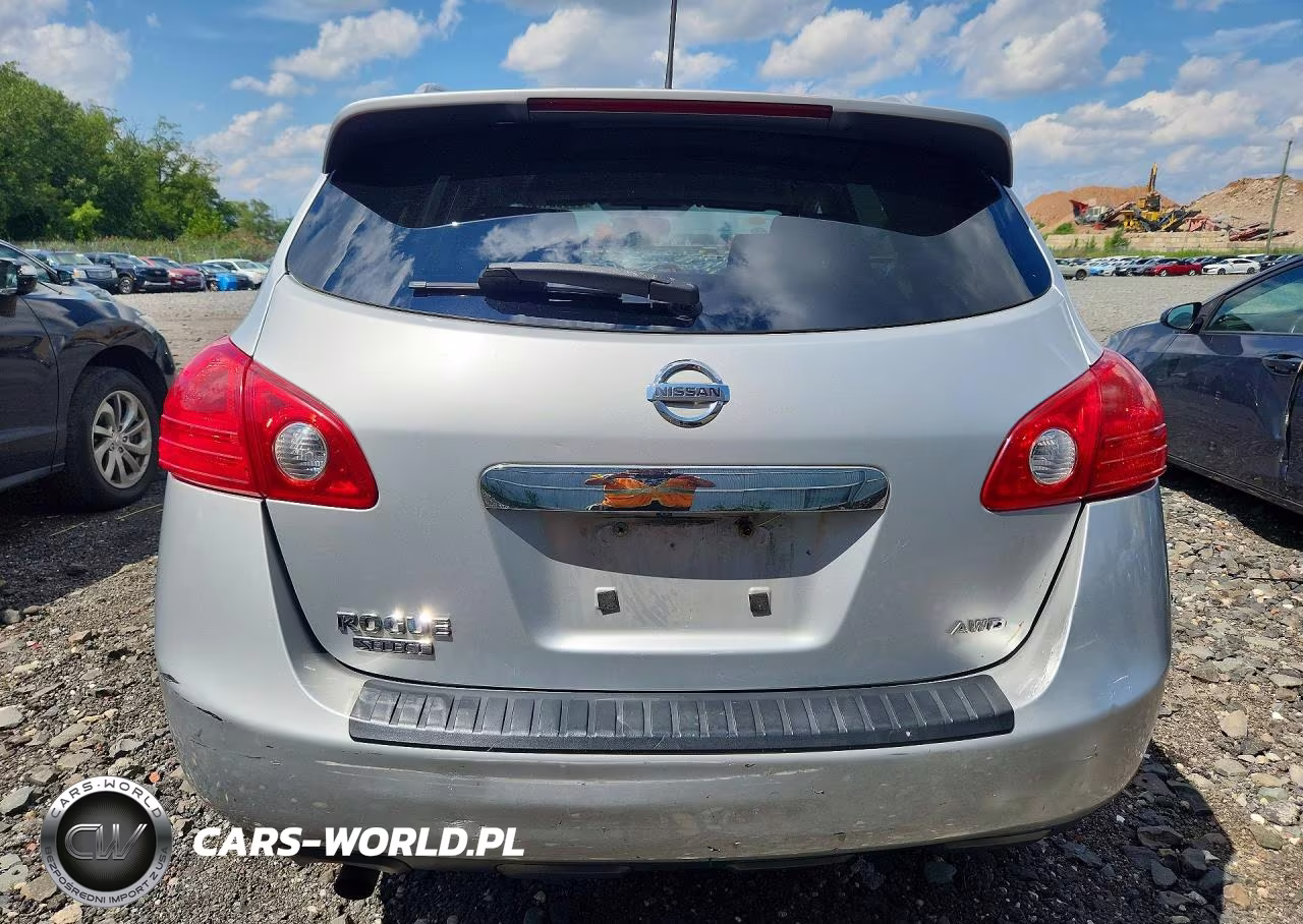 2015 Nissan Rogue VIN:JN8AS5MV9FW750606 - 6
