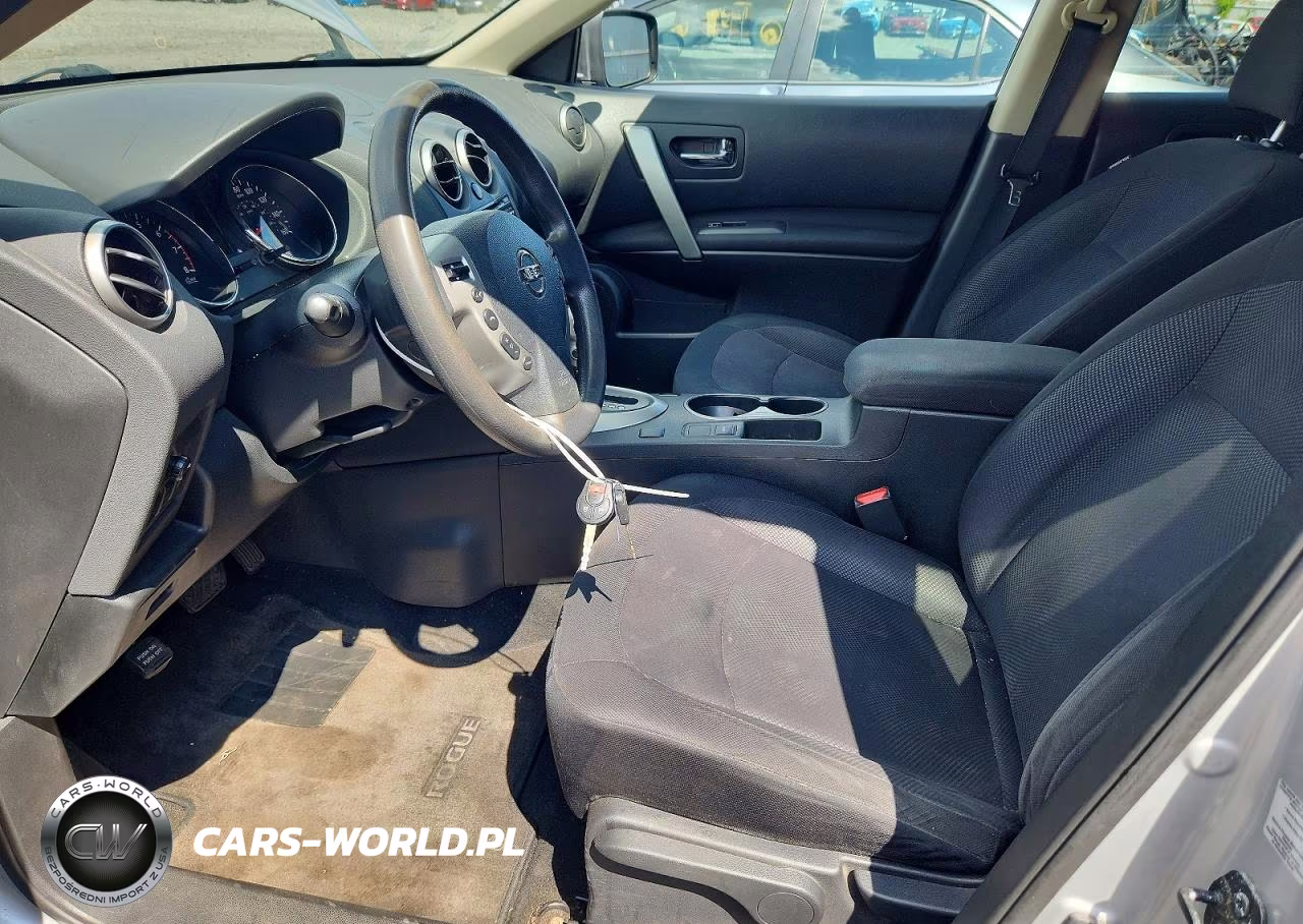 2015 Nissan Rogue VIN:JN8AS5MV9FW750606 - 7