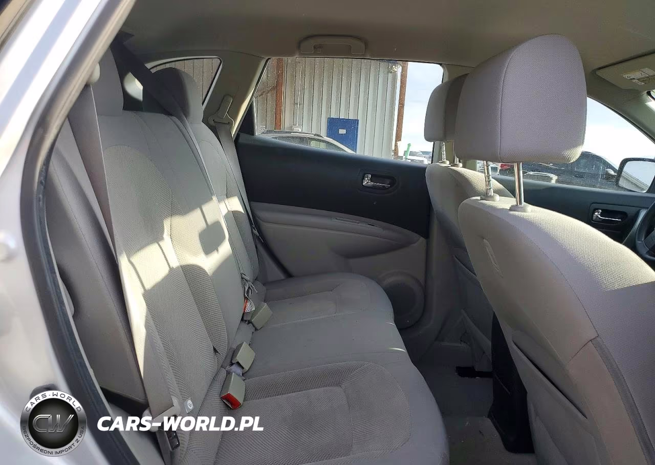 2015 Nissan Rogue Select S VIN:JN8AS5MV8FW751861 - 11