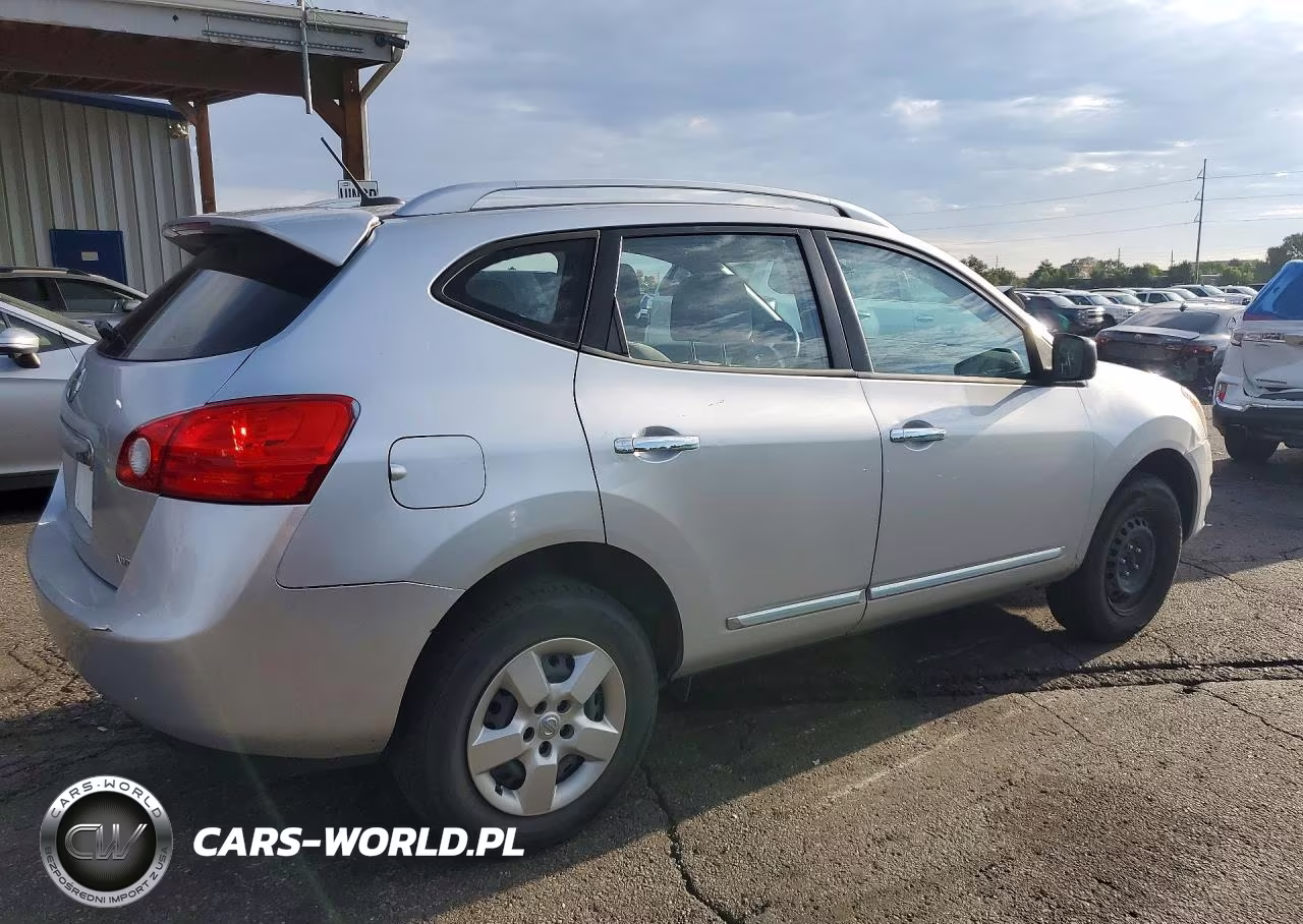 2015 Nissan Rogue Select S VIN:JN8AS5MV8FW751861 - 3