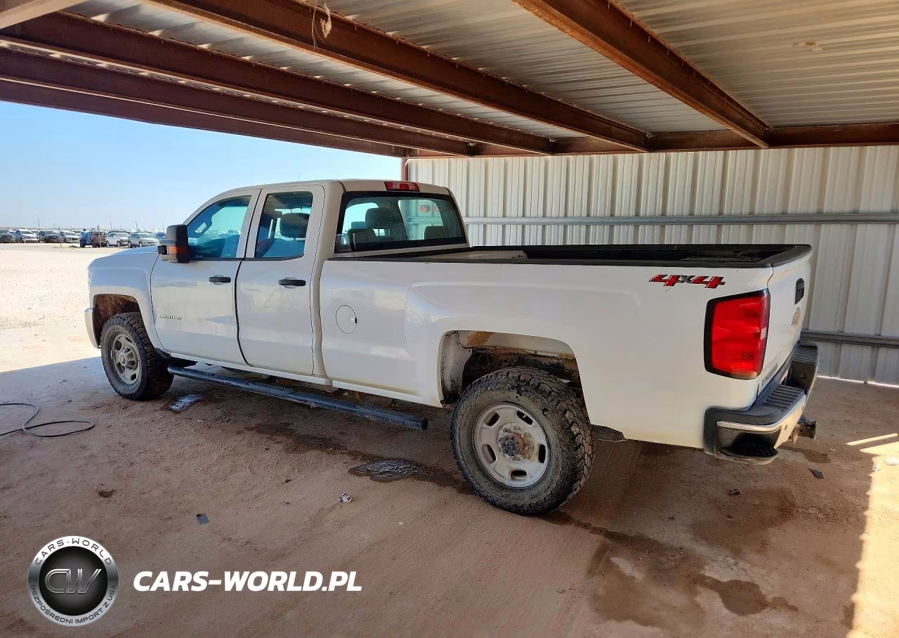 2018 Chevrolet Silverado K2500 Heavy Duty VIN:1GC2KUEG1JZ290553 - 2