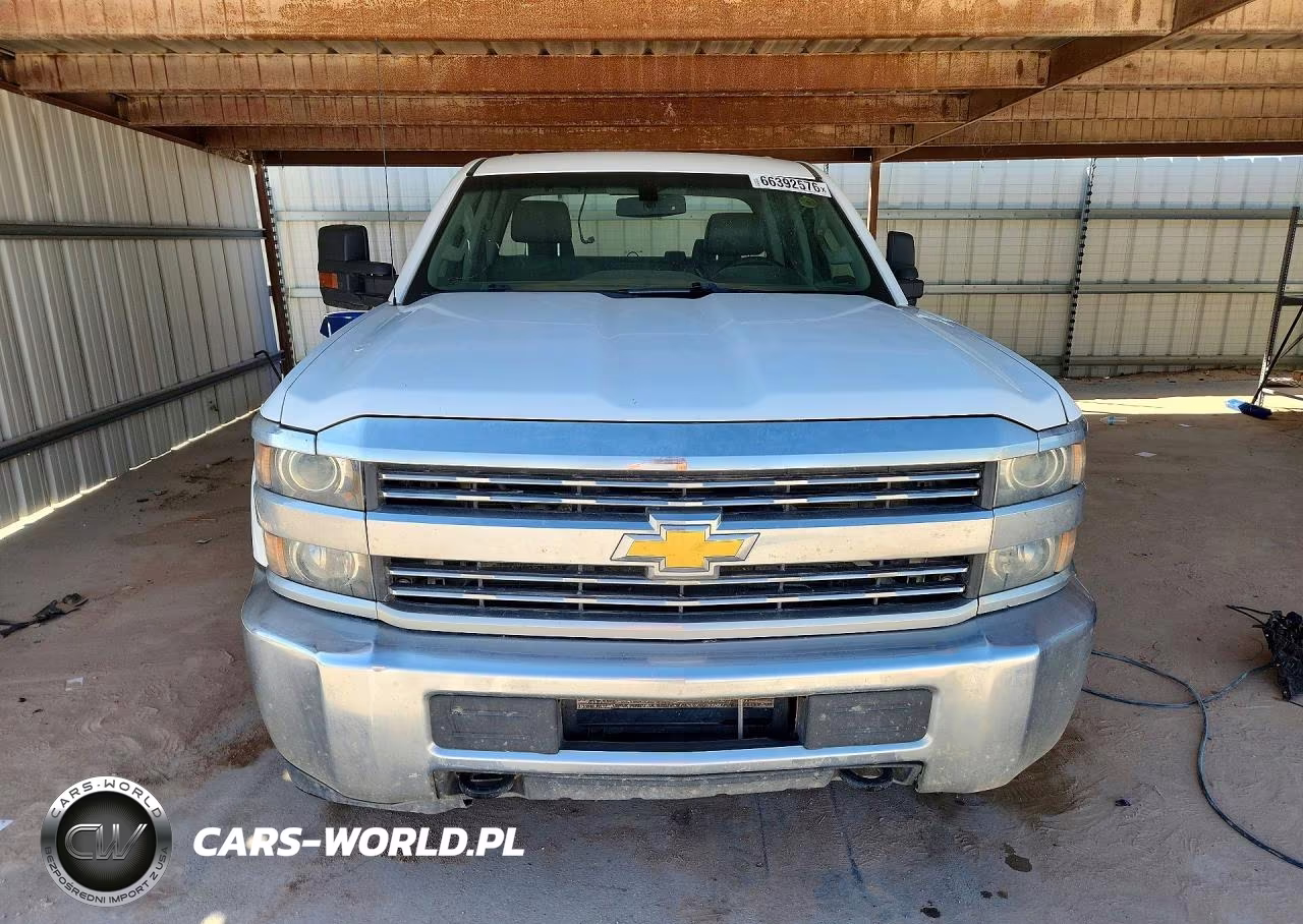 2018 Chevrolet Silverado K2500 Heavy Duty VIN:1GC2KUEG1JZ290553 - 5