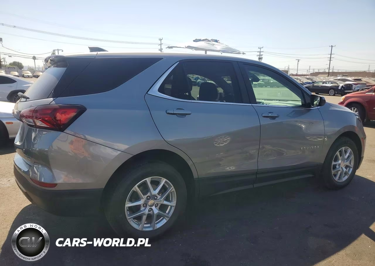 2024 Chevrolet Equinox Lt VIN:3GNAXUEGXRL330135 - 3