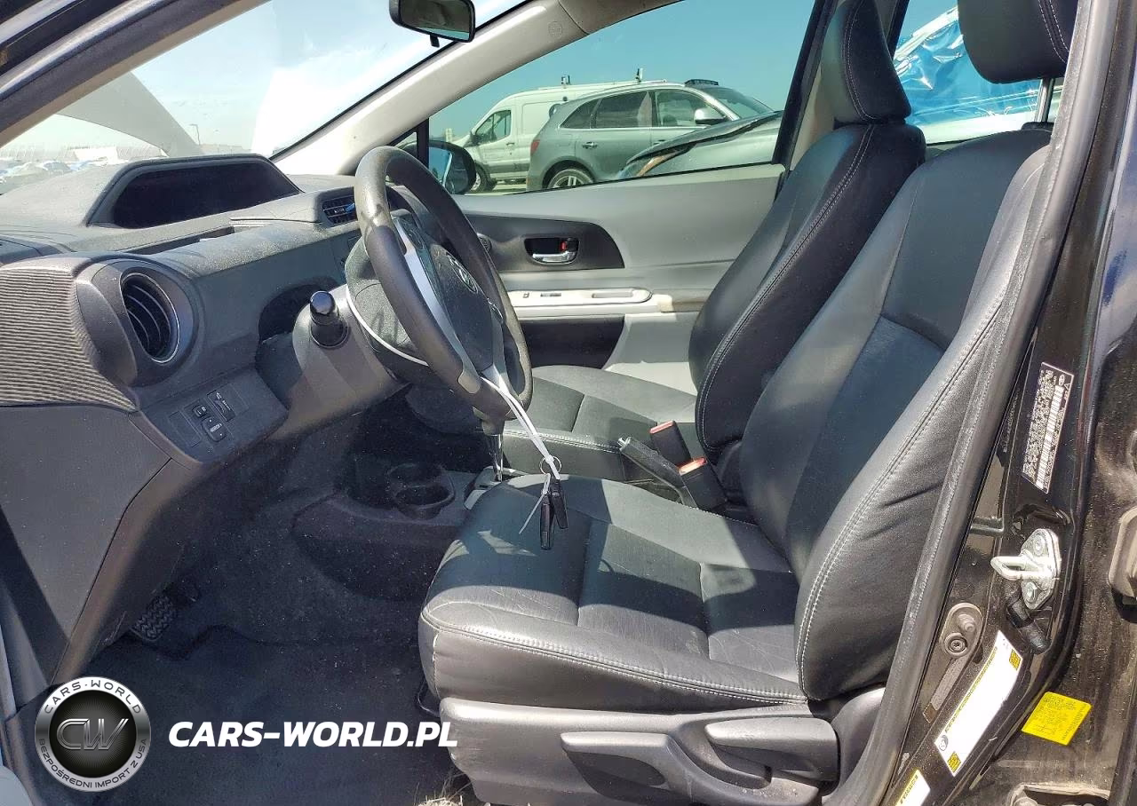 2012 Toyota Prius C Four VIN:JTDKDTB34C1021907 - 7