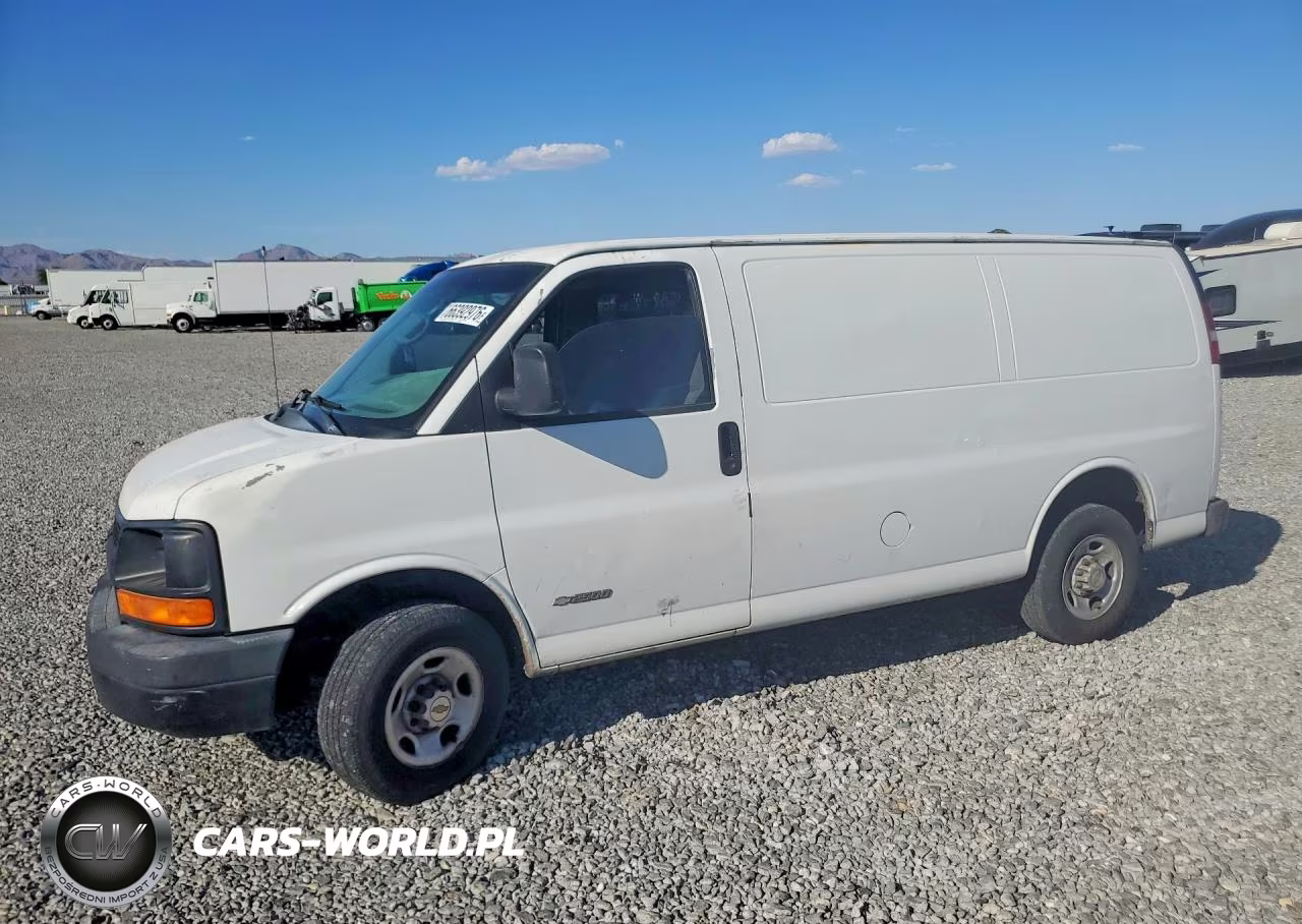 2004 Chevrolet Express G2500