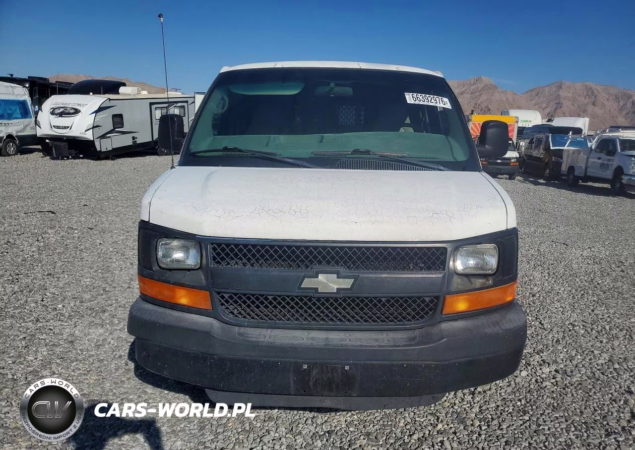 2004 Chevrolet Express G2500 VIN:1GCGG25V441240162 - 5