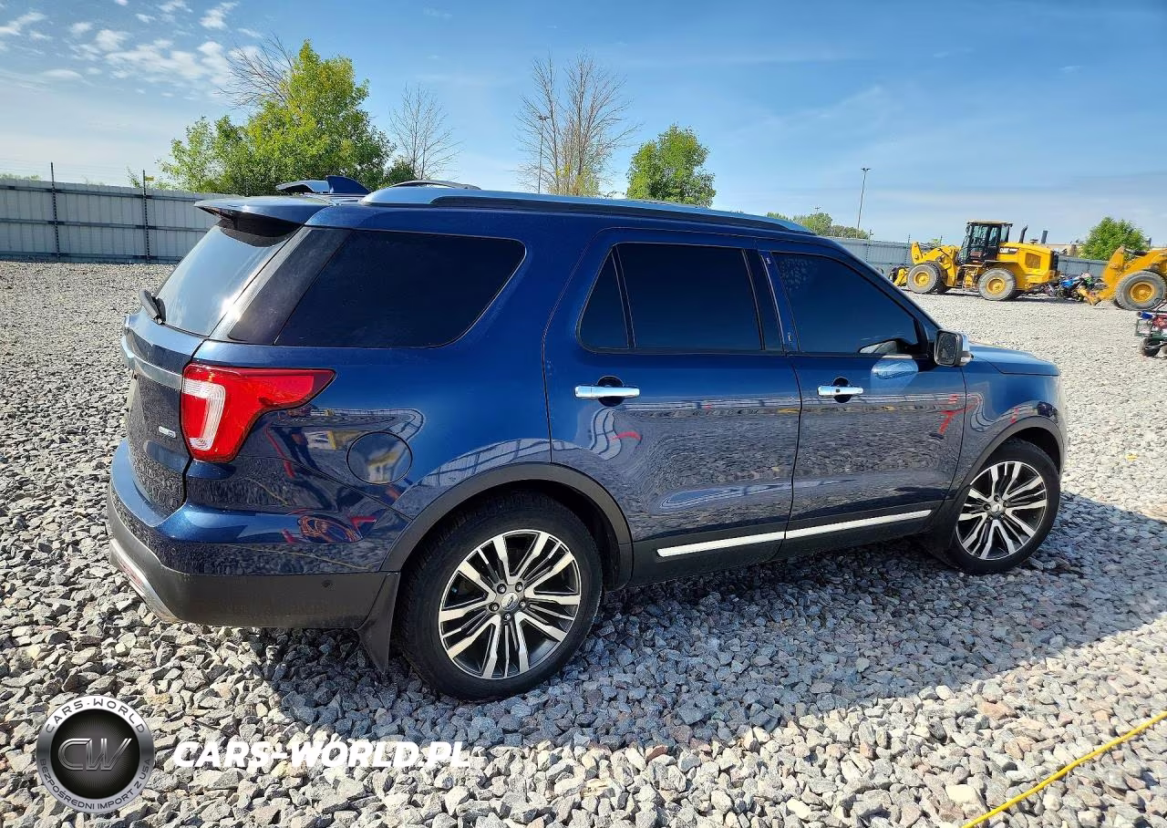 2016 Ford Explorer Platinum VIN:1FM5K8HT9GGB50652 - 3