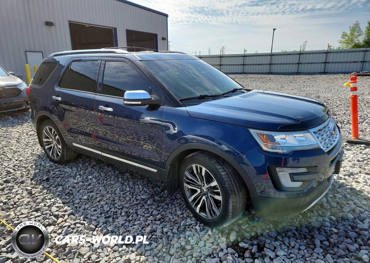 2016 Ford Explorer Platinum VIN:1FM5K8HT9GGB50652 - 4