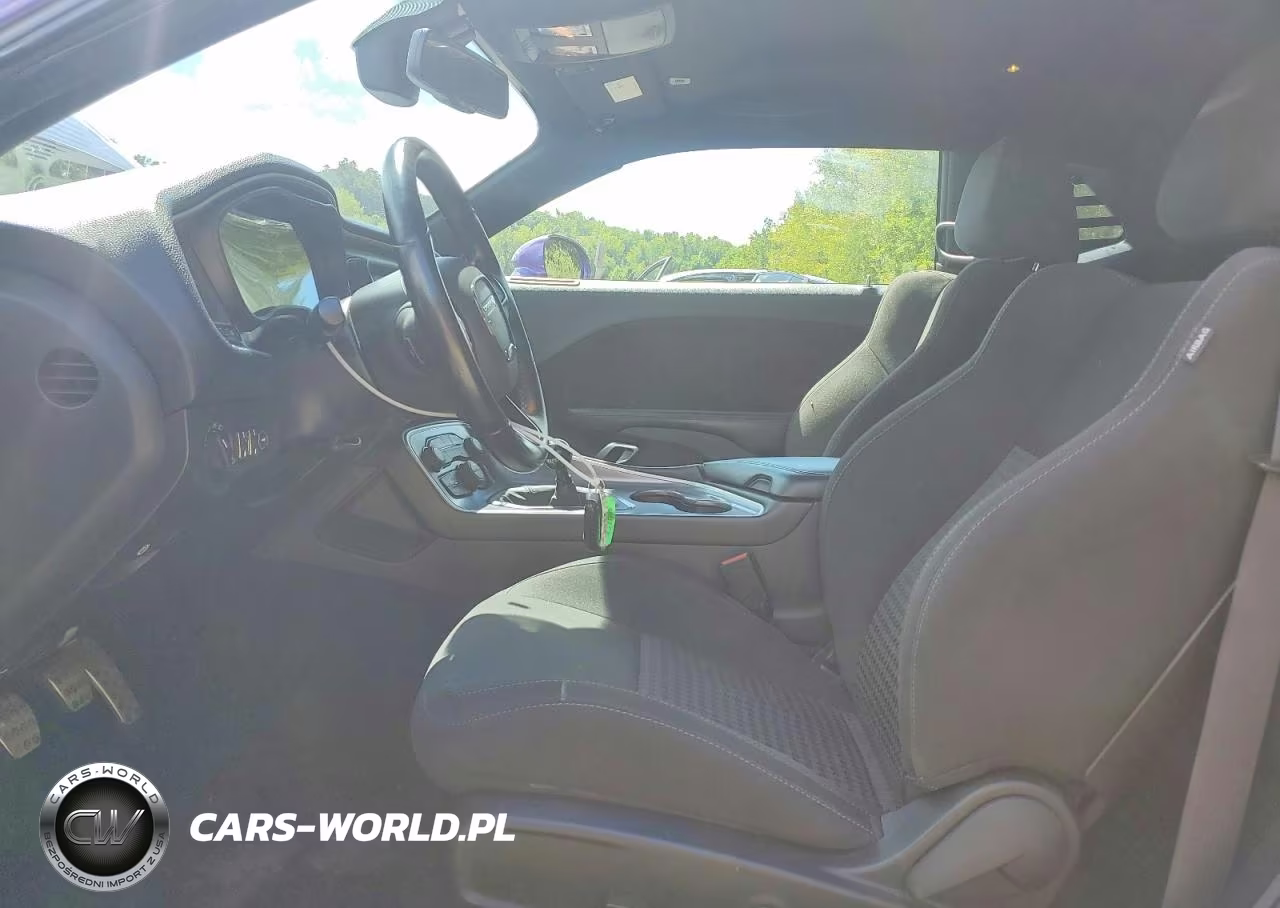 2019 Dodge Challenger R-T VIN:2C3CDZBTXKH679632 - 7