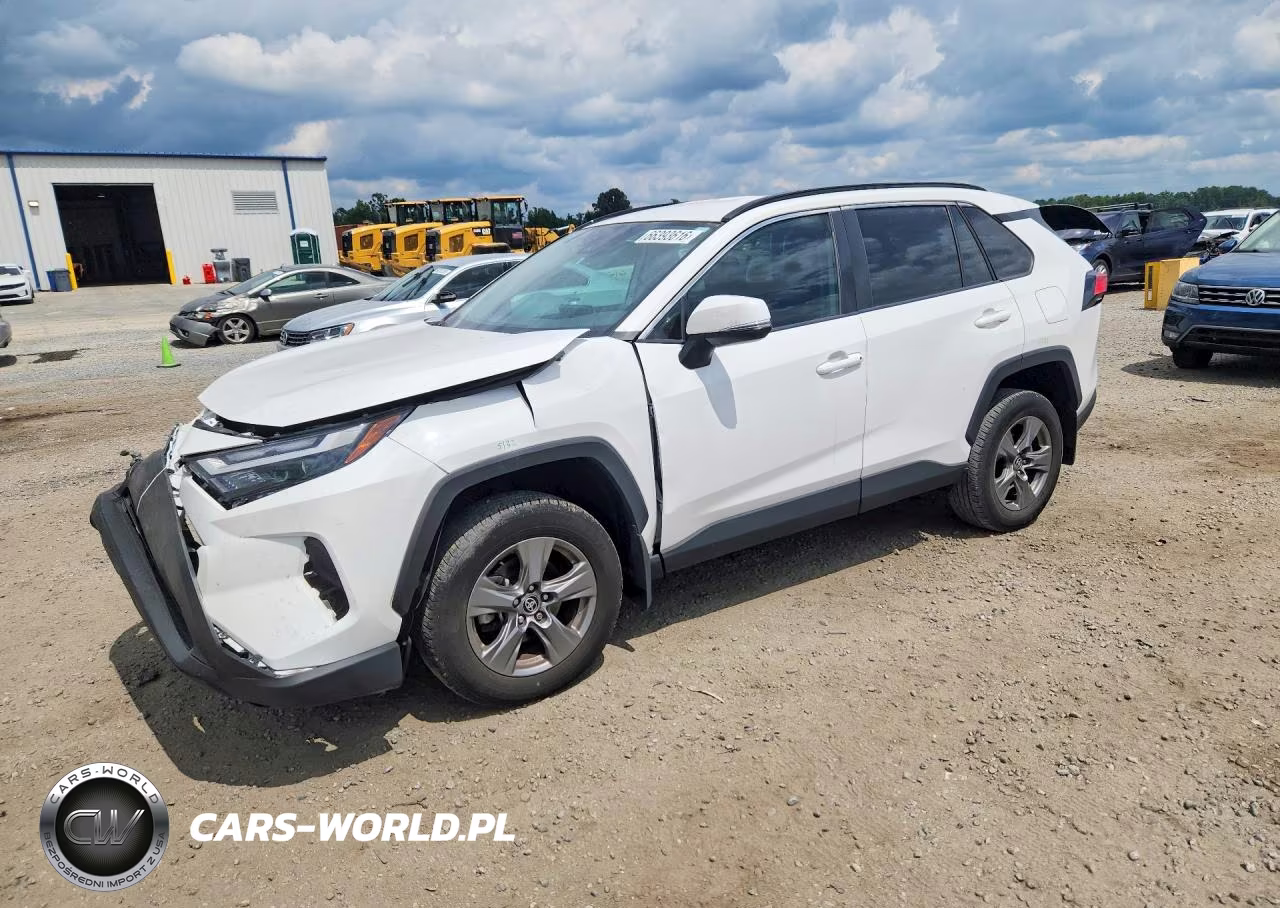 2024 Toyota Rav4 Xle – zdjęcie 1 z 13