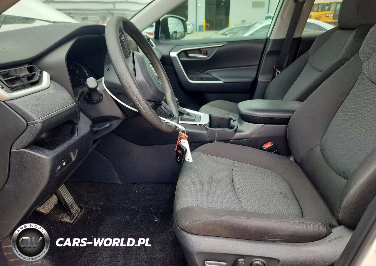 2024 Toyota Rav4 Xle VIN:2T3W1RFV5RC286064 - 7
