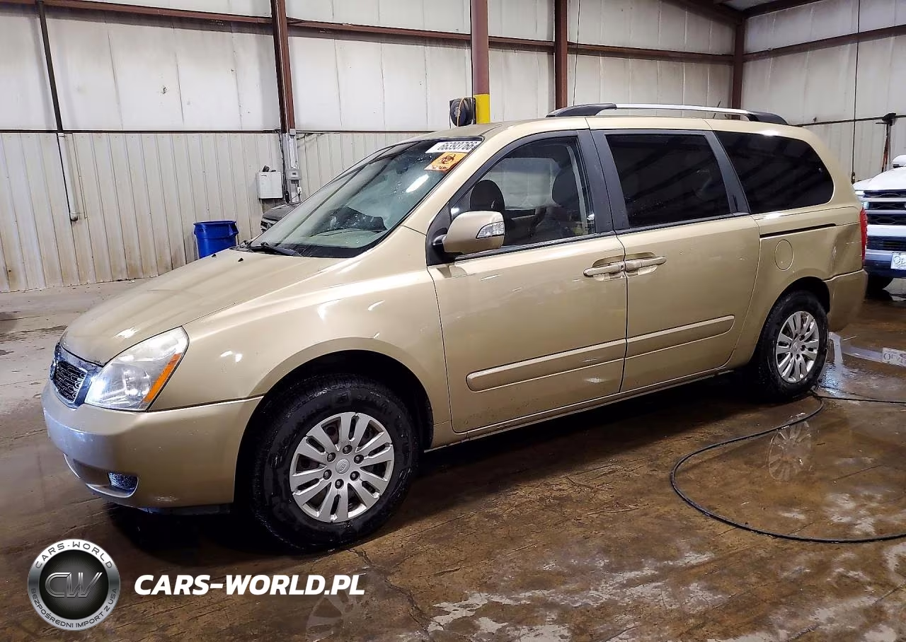 2011 Kia Sedona Lx